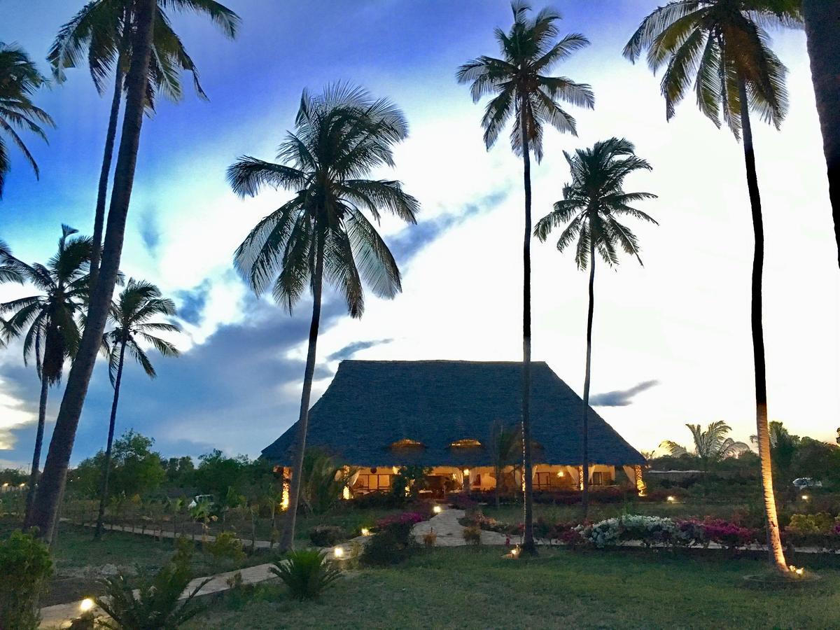 The Sands Beach Resort Bwejuu Exteriér fotografie