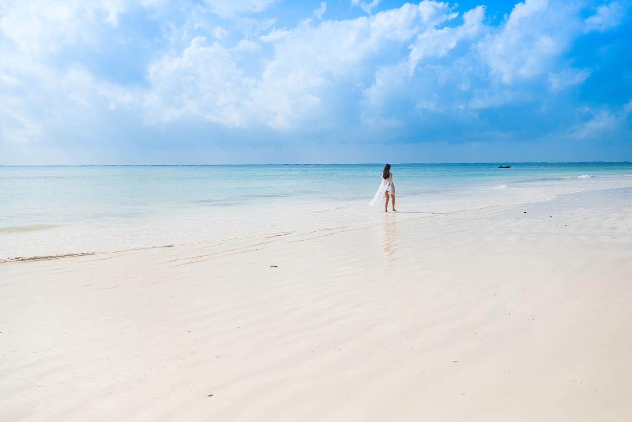 The Sands Beach Resort Bwejuu Exteriér fotografie