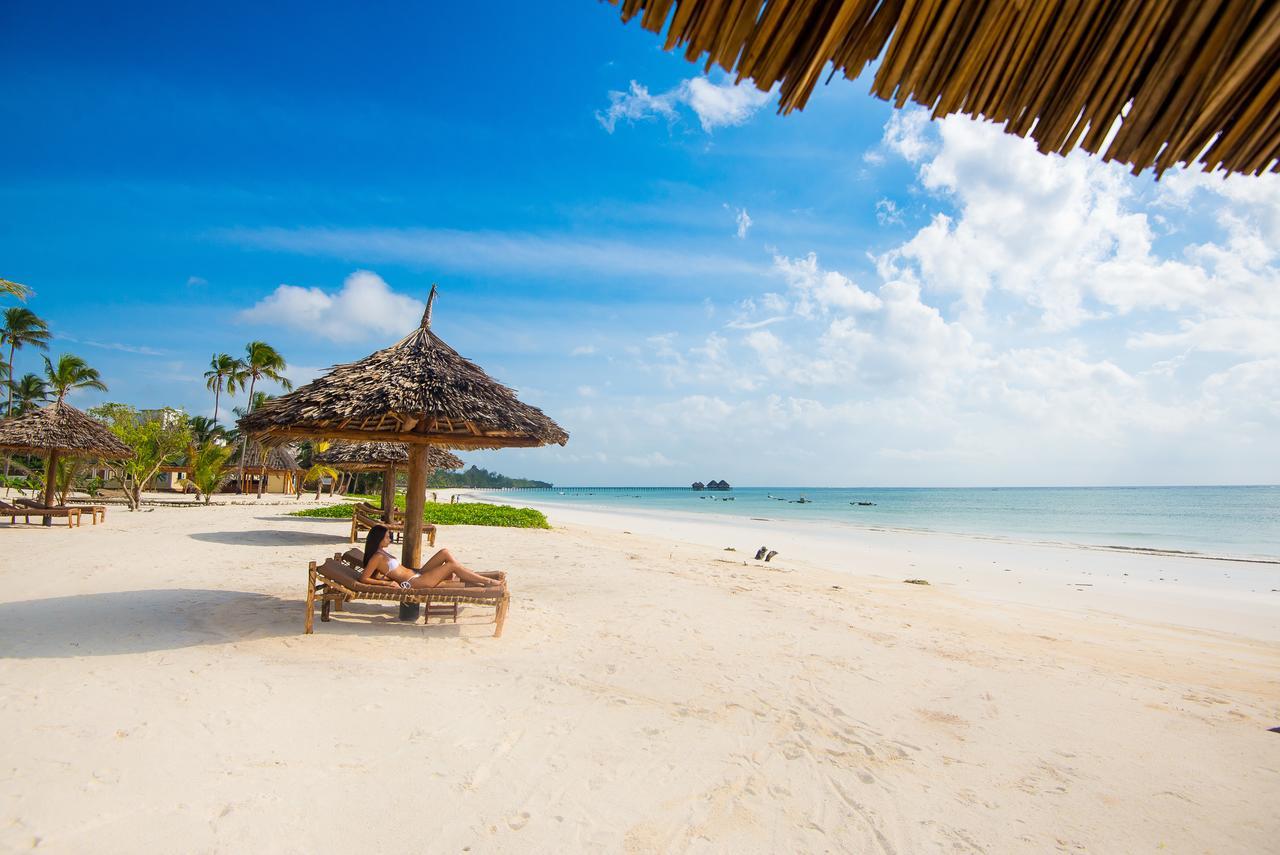 The Sands Beach Resort Bwejuu Exteriér fotografie