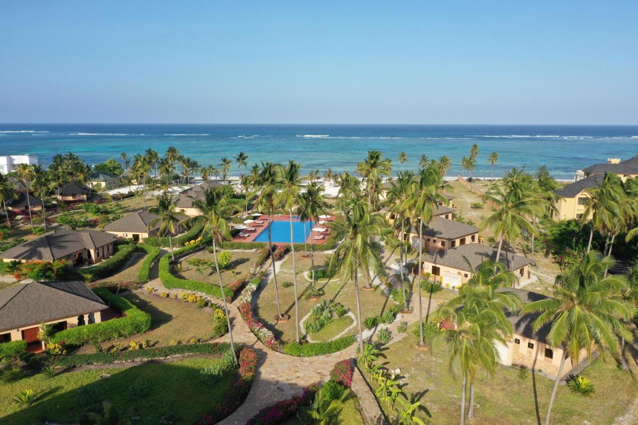 The Sands Beach Resort Bwejuu Exteriér fotografie